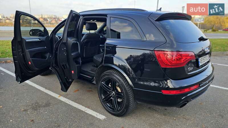 Позашляховик / Кросовер Audi Q7 2012 в Вінниці