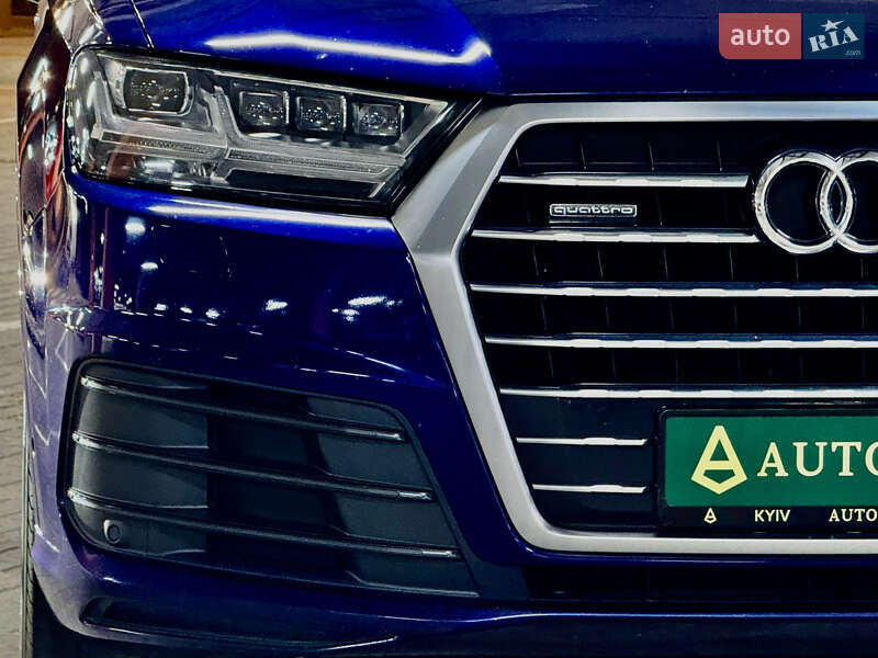 Внедорожник / Кроссовер Audi Q7 2018 в Киеве