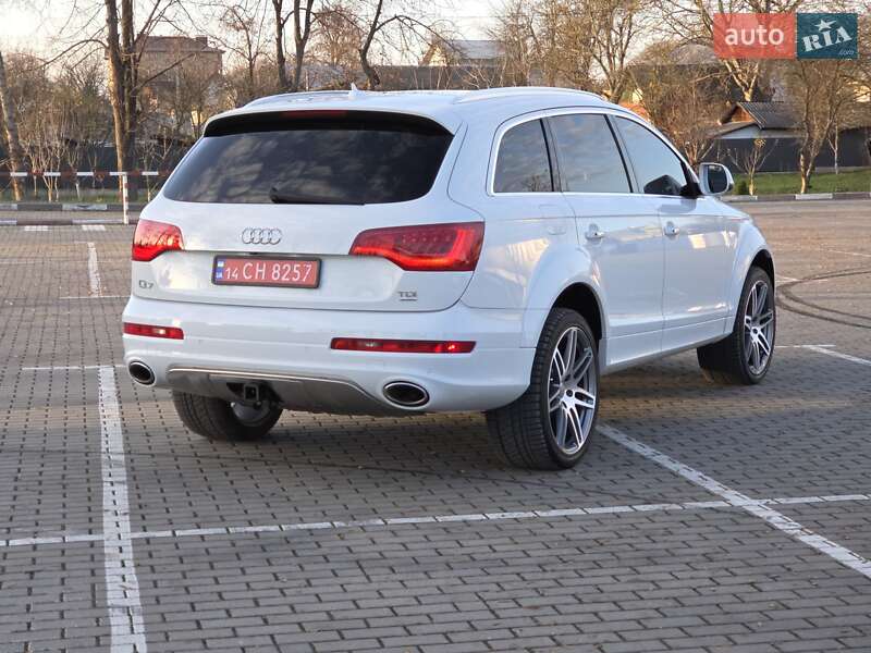 Внедорожник / Кроссовер Audi Q7 2015 в Коломые