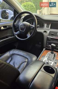 Позашляховик / Кросовер Audi Q7 2010 в Києві