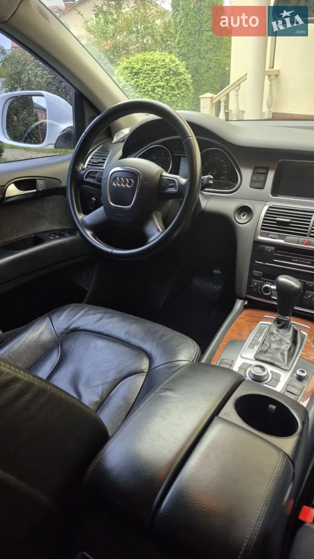 2010 Audi Q7 - мініатюра 2
