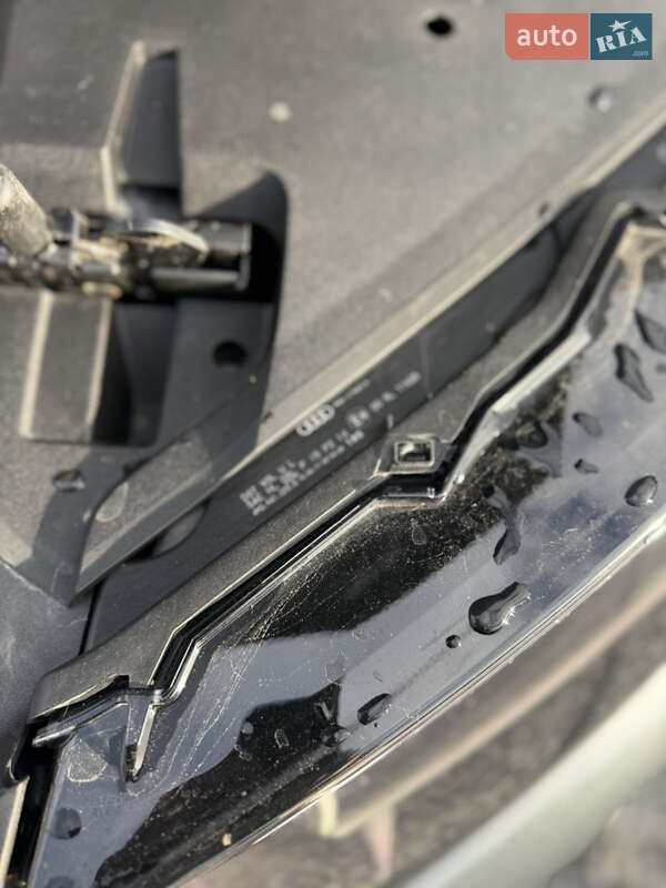 Позашляховик / Кросовер Audi Q7 2017 в Шепетівці