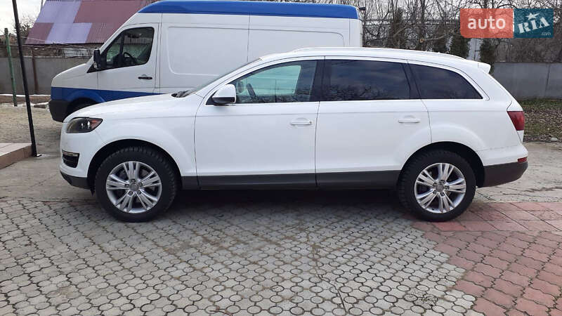 Внедорожник / Кроссовер Audi Q7 2010 в Умани