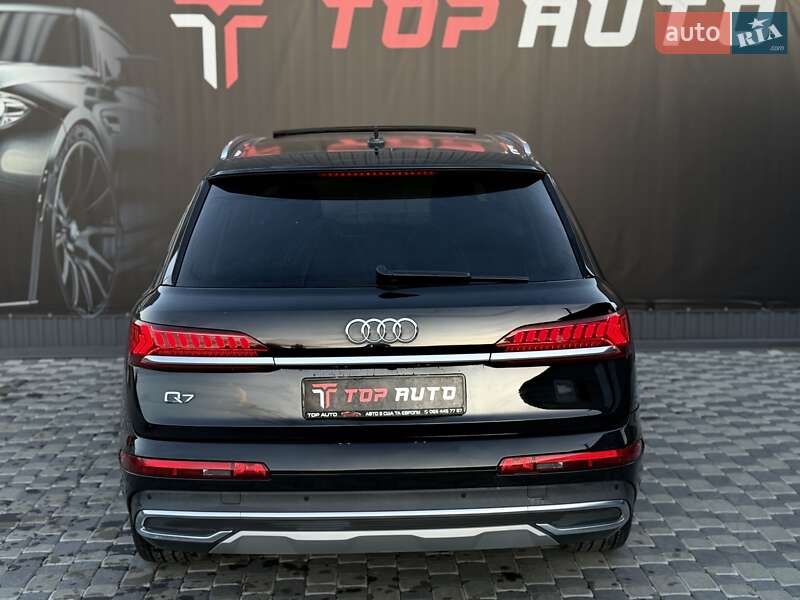 Позашляховик / Кросовер Audi Q7 2020 в Львові