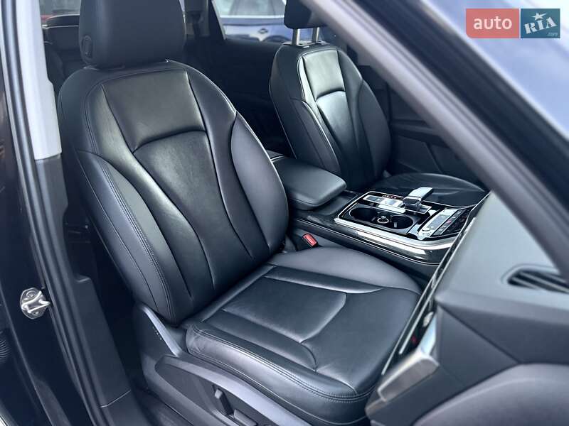 Позашляховик / Кросовер Audi Q7 2020 в Львові