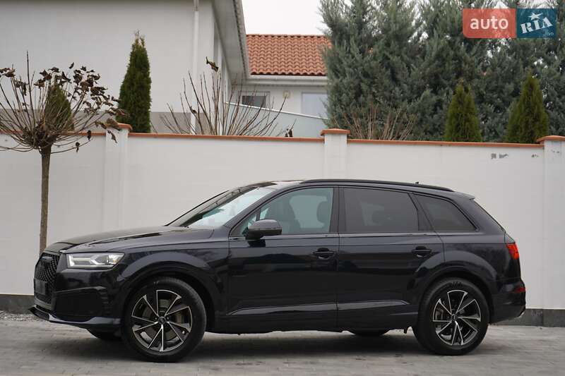 Внедорожник / Кроссовер Audi Q7 2017 в Одессе