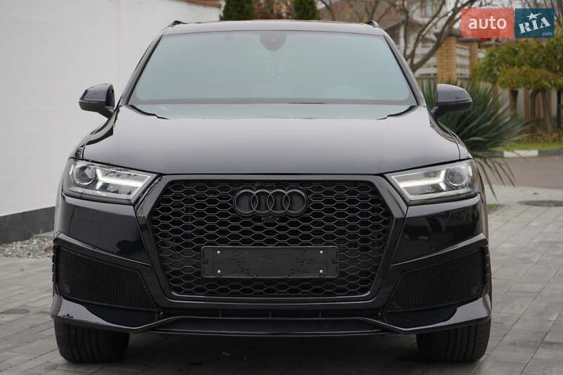 Внедорожник / Кроссовер Audi Q7 2017 в Одессе