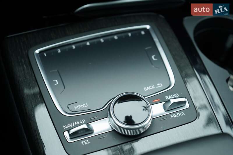 Внедорожник / Кроссовер Audi Q7 2017 в Одессе