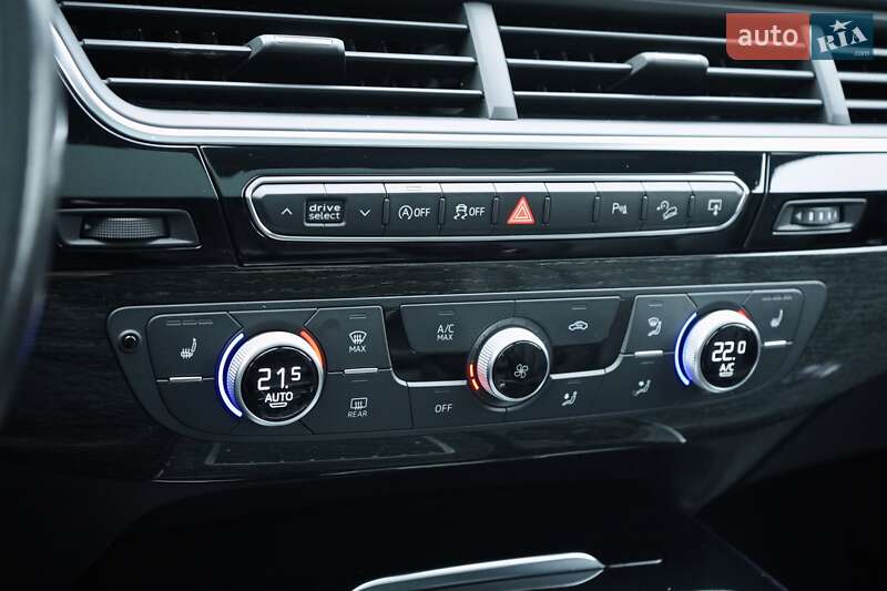 Внедорожник / Кроссовер Audi Q7 2017 в Одессе