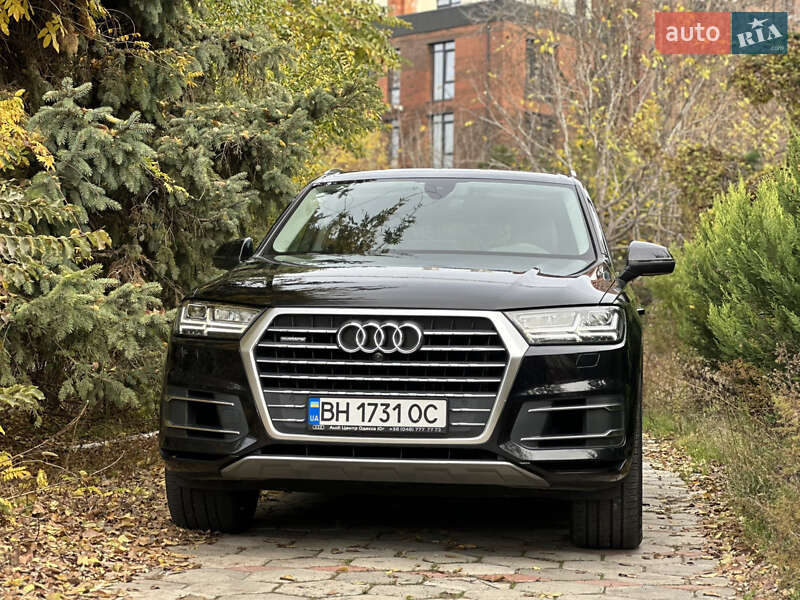 Внедорожник / Кроссовер Audi Q7 2018 в Одессе