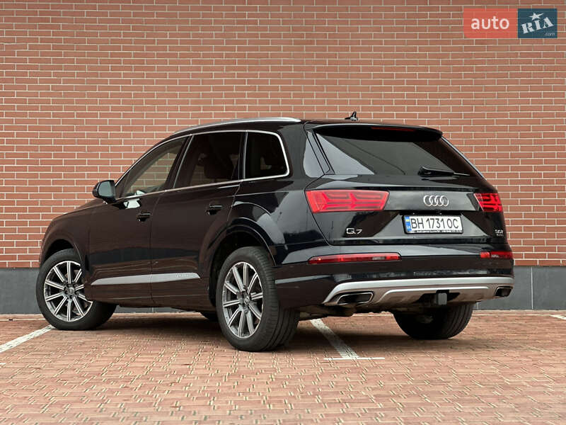 Внедорожник / Кроссовер Audi Q7 2018 в Одессе
