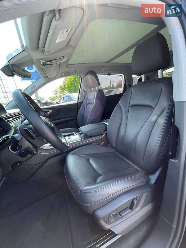 Внедорожник / Кроссовер Audi Q7 2019 в Львове