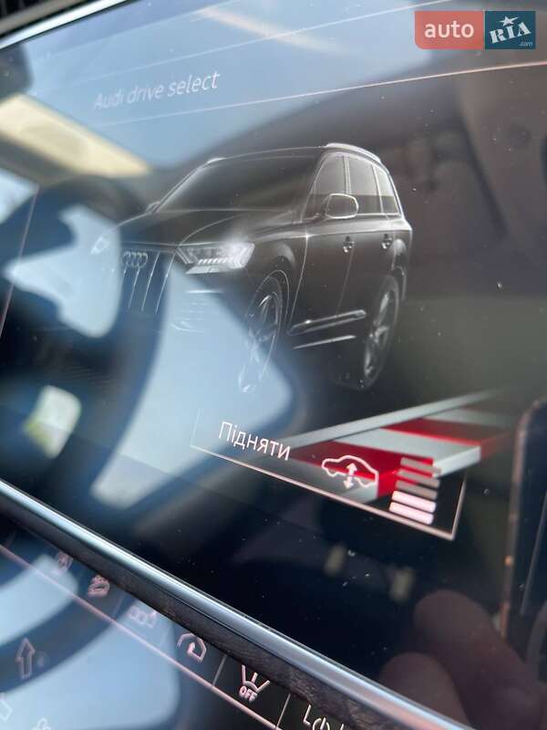 Внедорожник / Кроссовер Audi Q7 2019 в Львове