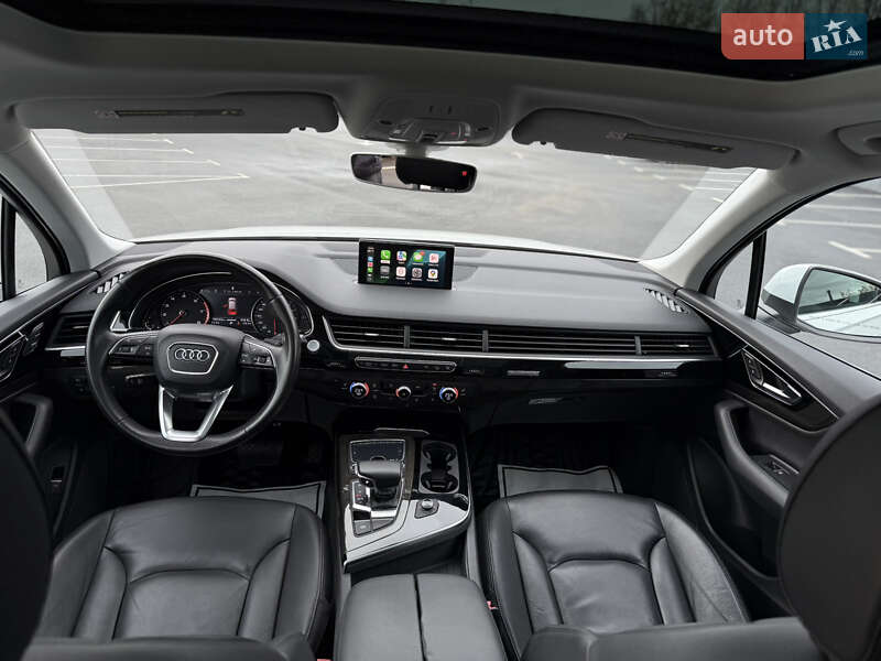 Позашляховик / Кросовер Audi Q7 2016 в Житомирі