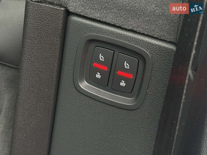 Позашляховик / Кросовер Audi Q7 2016 в Житомирі