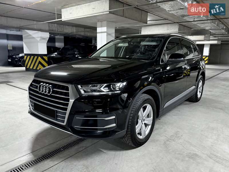 Audi Q7 2016