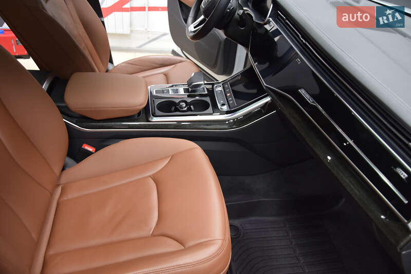 Позашляховик / Кросовер Audi Q7 2023 в Харкові