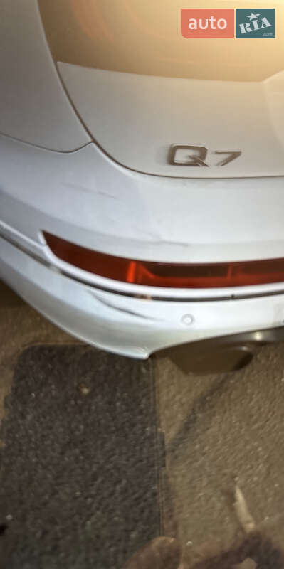 Позашляховик / Кросовер Audi Q7 2012 в Одесі