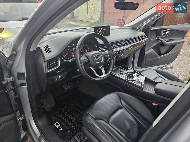 Внедорожник / Кроссовер Audi Q7 2019 в Стрые