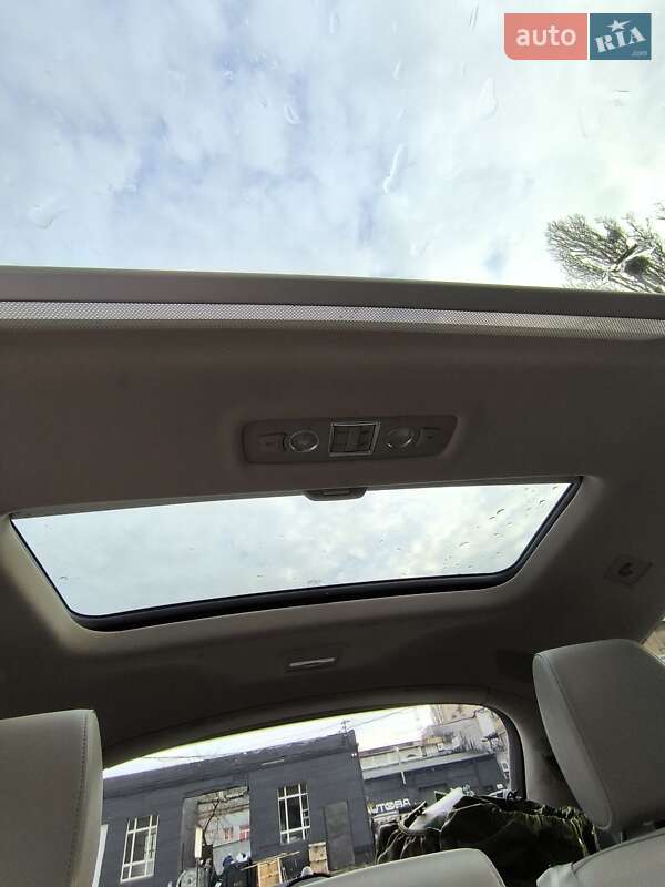 Позашляховик / Кросовер Audi Q7 2015 в Києві