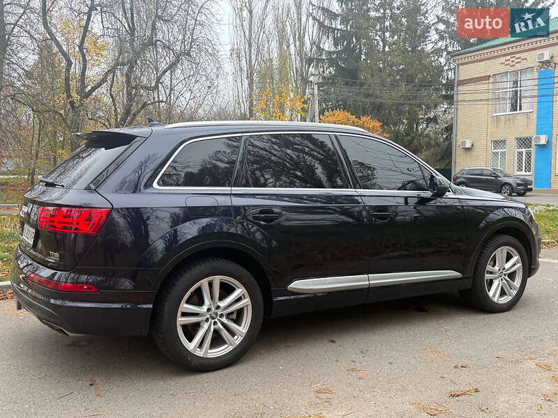 Внедорожник / Кроссовер Audi Q7 2016 в Виннице