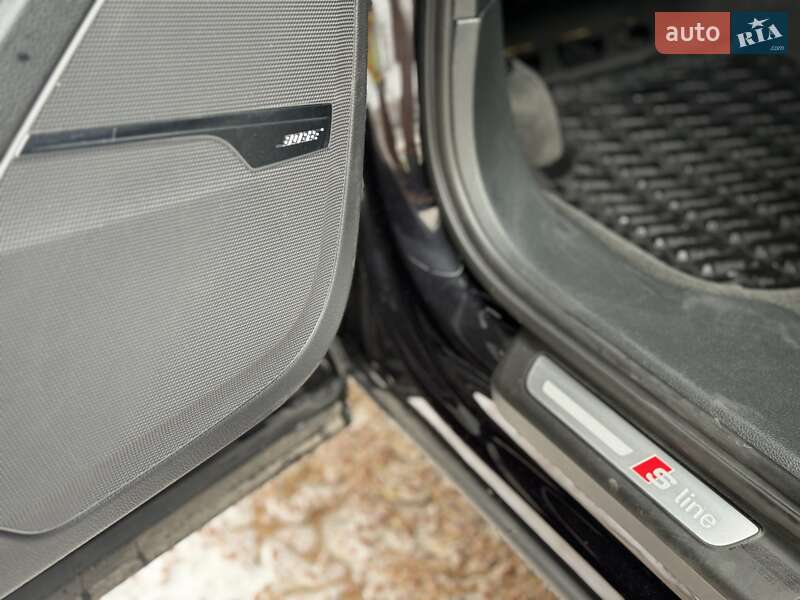 Позашляховик / Кросовер Audi Q7 2018 в Житомирі