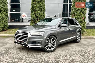 Позашляховик / Кросовер Audi Q7 2016 в Києві