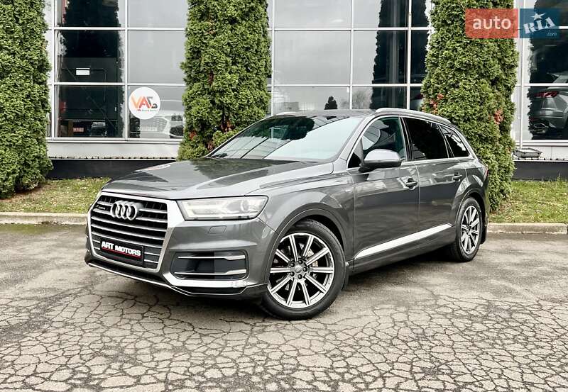 Audi Q7 2016