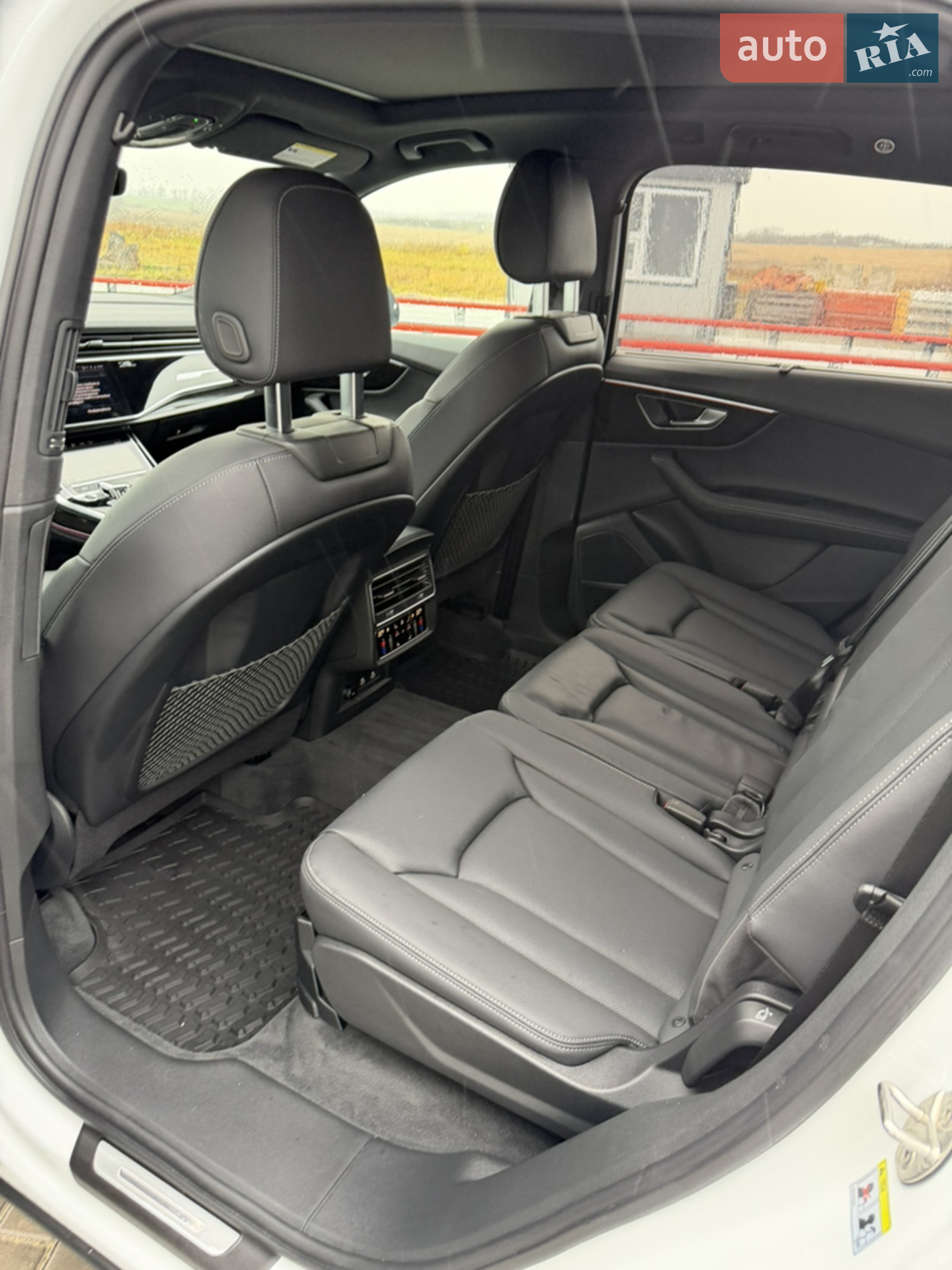 2025 Audi Q7 - мініатюра 18