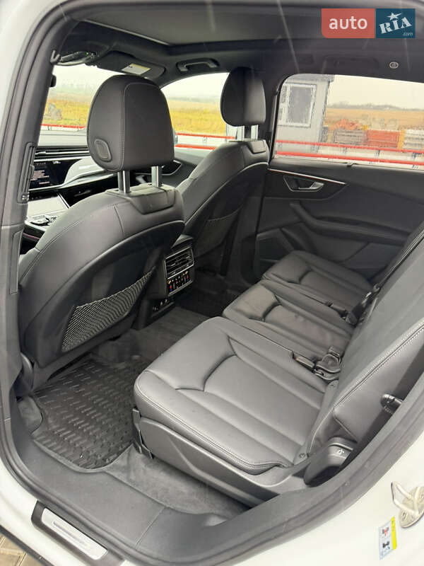 Внедорожник / Кроссовер Audi Q7 2025 в Львове фото 27 Внедорожник / Кроссовер Audi Q7 2025 в Львове