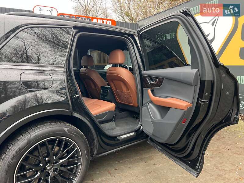 Внедорожник / Кроссовер Audi Q7 2021 в Хмельницком