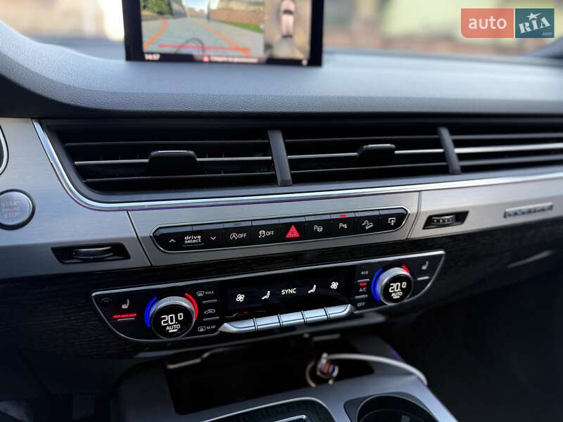 Позашляховик / Кросовер Audi Q7 2015 в Рівному фото 5 Позашляховик / Кросовер Audi Q7 2015 в Рівному