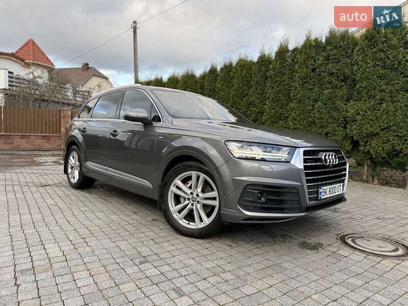 Audi Q7 2015