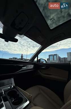Внедорожник / Кроссовер Audi Q7 2019 в Львове