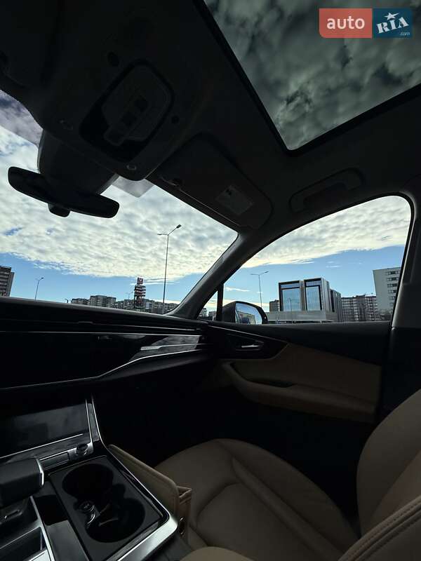 Внедорожник / Кроссовер Audi Q7 2019 в Львове