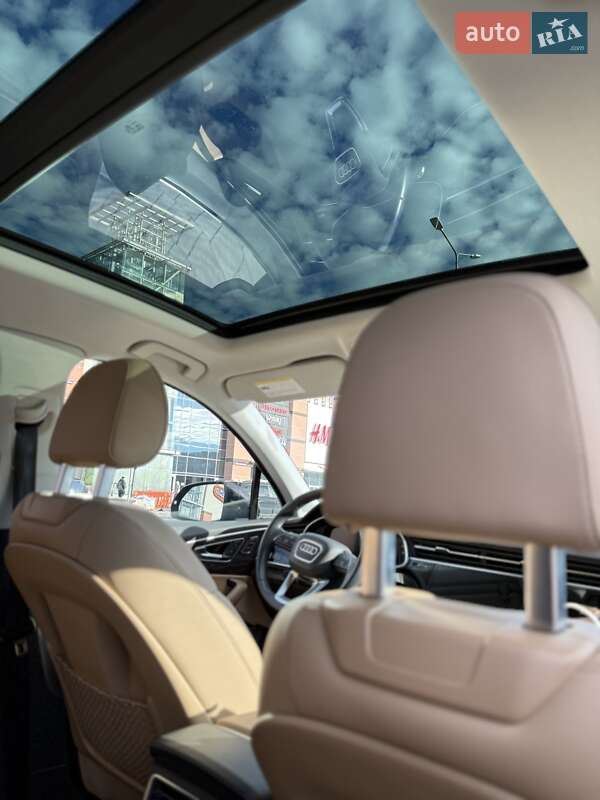 Внедорожник / Кроссовер Audi Q7 2019 в Львове