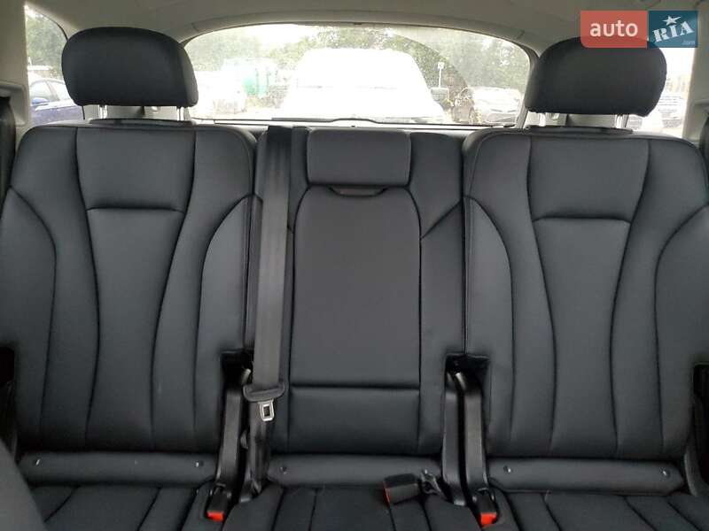 Внедорожник / Кроссовер Audi Q7 2023 в Киеве