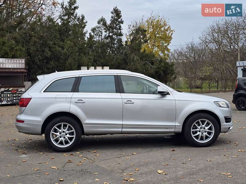 Внедорожник / Кроссовер Audi Q7 2010 в Одессе фото 12 Внедорожник / Кроссовер Audi Q7 2010 в Одессе