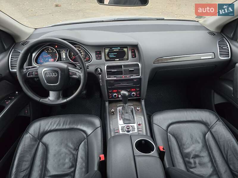 Внедорожник / Кроссовер Audi Q7 2010 в Одессе фото 30 Внедорожник / Кроссовер Audi Q7 2010 в Одессе