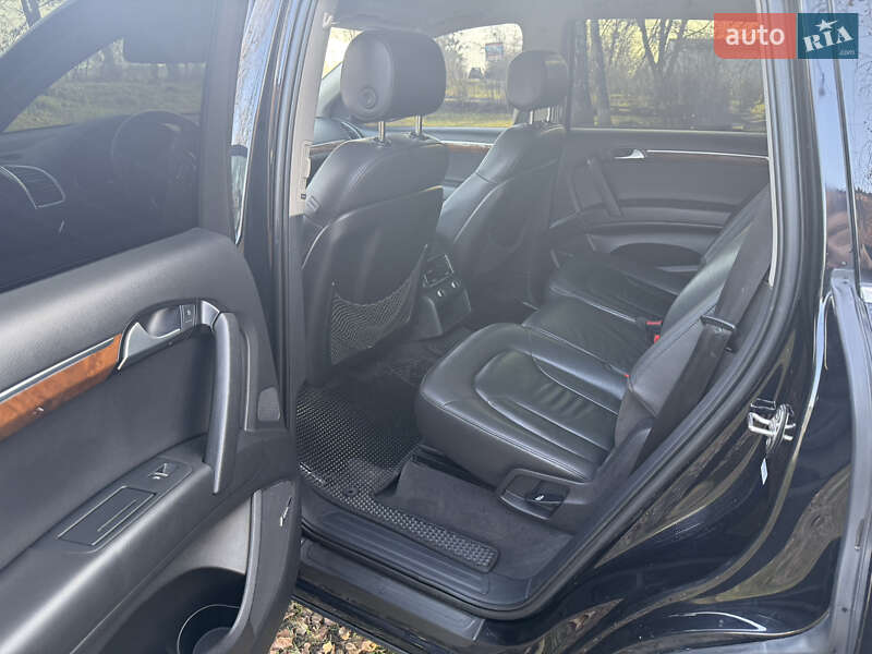 Позашляховик / Кросовер Audi Q7 2013 в Звенигородці фото 12 Позашляховик / Кросовер Audi Q7 2013 в Звенигородці