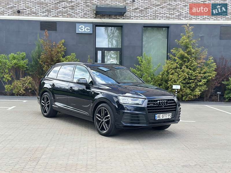 Позашляховик / Кросовер Audi Q7 2017 в Києві фото 4 Позашляховик / Кросовер Audi Q7 2017 в Києві