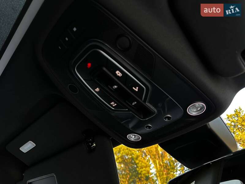 Позашляховик / Кросовер Audi Q7 2017 в Луцьку