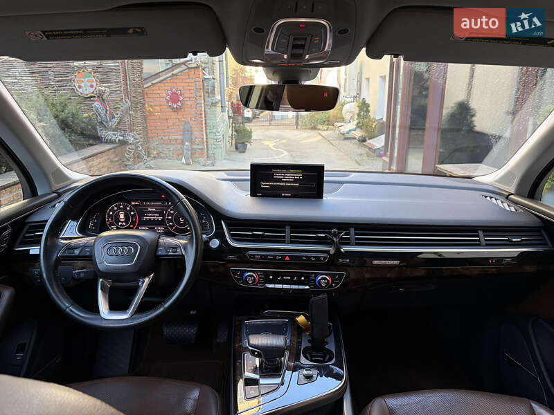 Внедорожник / Кроссовер Audi Q7 2016 в Киеве