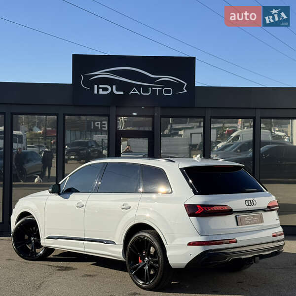 Внедорожник / Кроссовер Audi Q7 2022 в Киеве фото 6 Внедорожник / Кроссовер Audi Q7 2022 в Киеве