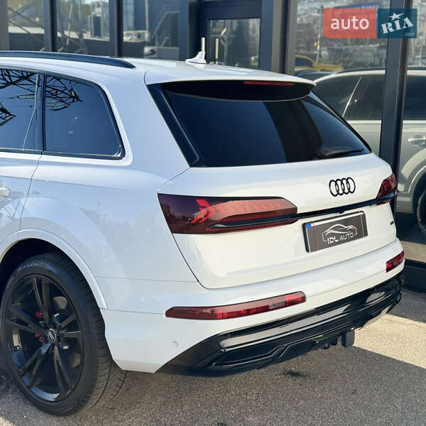 Внедорожник / Кроссовер Audi Q7 2022 в Киеве фото 12 Внедорожник / Кроссовер Audi Q7 2022 в Киеве