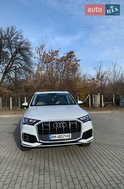 Внедорожник / Кроссовер Audi Q7 2021 в Житомире