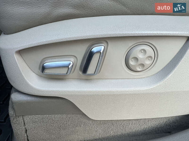 Внедорожник / Кроссовер Audi Q7 2012 в Нововолынске фото 13 Внедорожник / Кроссовер Audi Q7 2012 в Нововолынске
