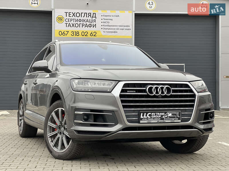 Позашляховик / Кросовер Audi Q7 2017 в Нововолинську