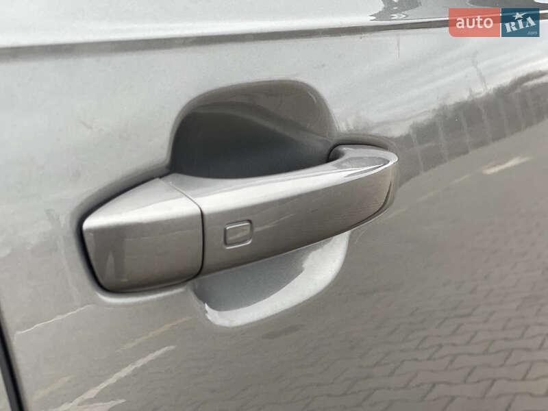 Позашляховик / Кросовер Audi Q7 2017 в Нововолинську