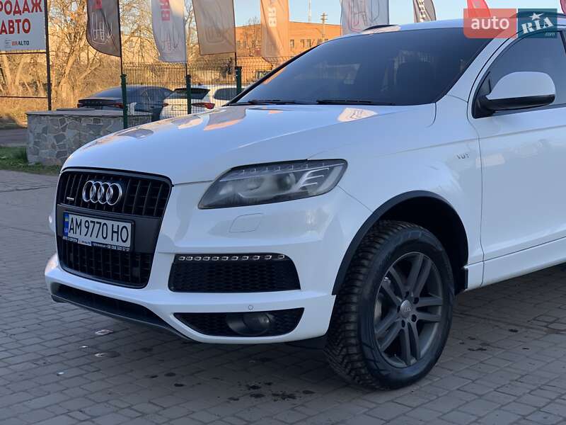 Позашляховик / Кросовер Audi Q7 2011 в Бердичеві
